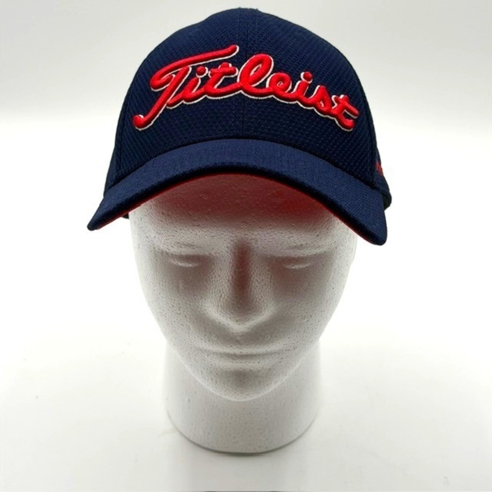 Titleist Pro V1 Golf Hat Mens ML Navy Blue‎ A-Flex Stretch Fit Mesh Cap FJ Logo